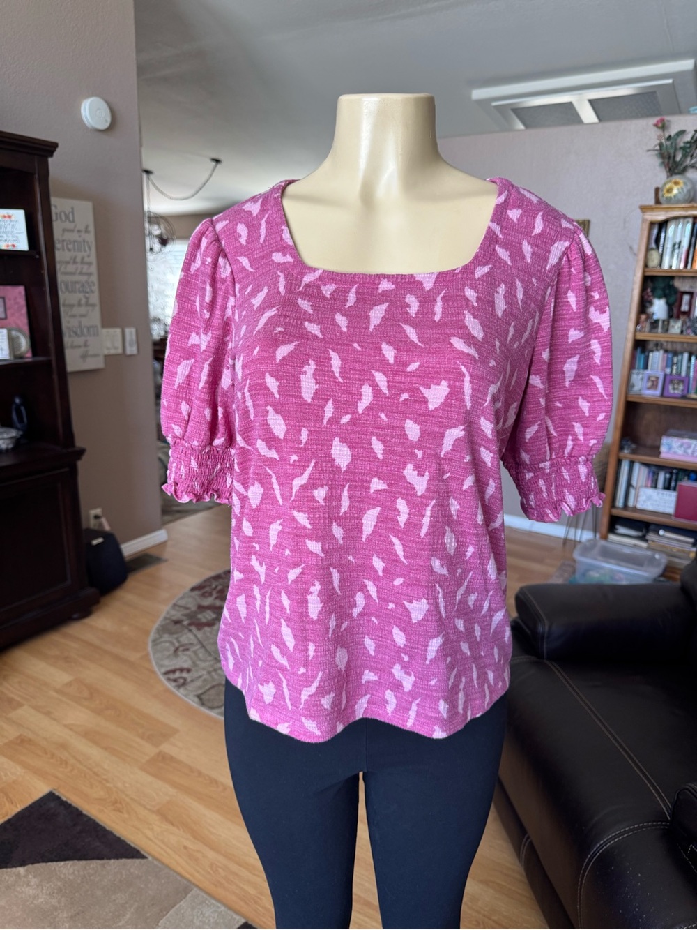 Nine West shades of pink square neck short puff sleeves blouse-size L